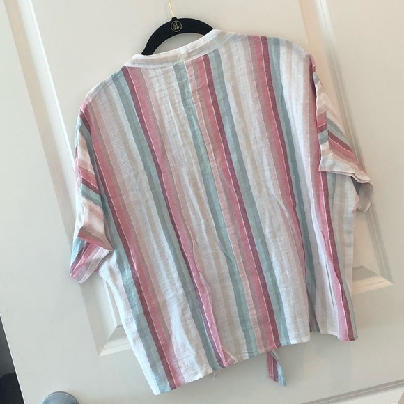 Elan Striped Tie Front Top Size M - Picture 11 of 15